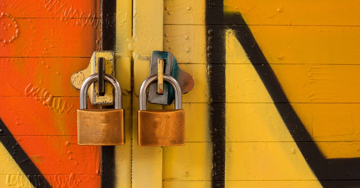 Door Knob Lock or Deadbolt: What Actually Secures Your Front Door — A1 Summit Locksmith