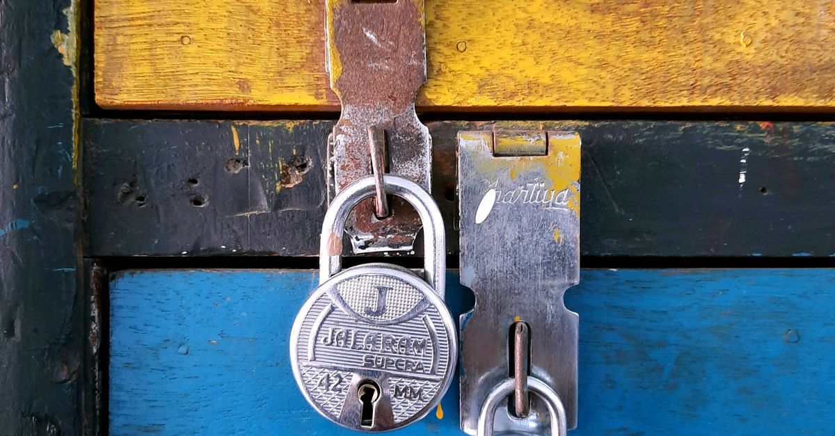 locksmith shop keys — A1 Summit Locksmith